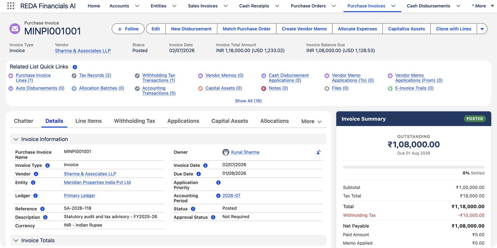 Une facture d’achat comptabilisée, MINPI001001, dans REDA Financials AI, du fournisseur Sharma & Associates LLP pour l’entité Meridian Properties India Pvt Ltd. Le panneau Récapitulatif de la facture affiche Sous-total ₹1,00,000.00, Total des taxes ₹18 000,00, Total ₹1,18,000.00, une ligne Retenue à la source en rouge de −₹10 000,00 et Net à payer ₹1,08,000.00. Le montant en cours s’élève à ₹1,08,000.00, échéance le 01 Aug 2026. Les liens rapides des listes associées comprennent Transactions de retenue à la source (1) et Enregistrements de taxe (2).